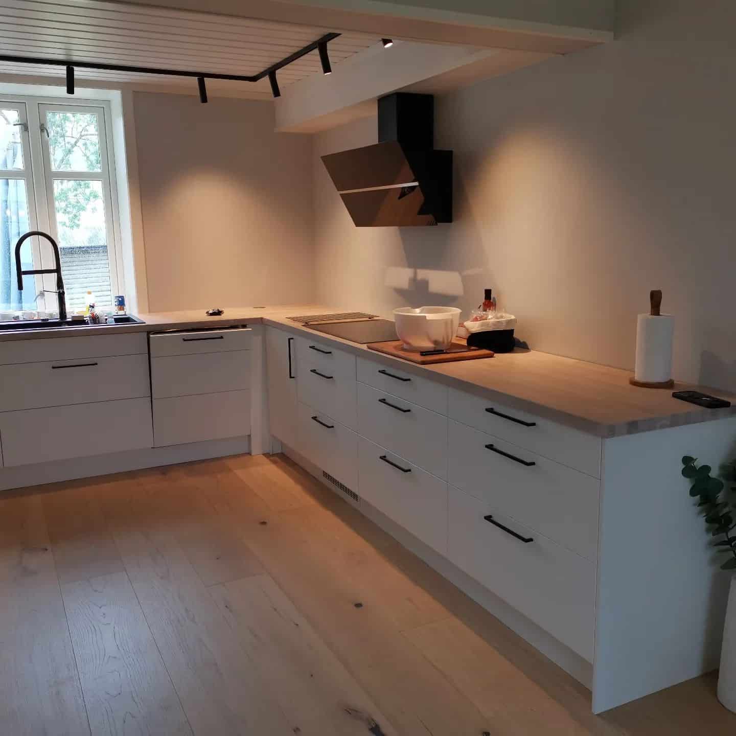 Hjem 4